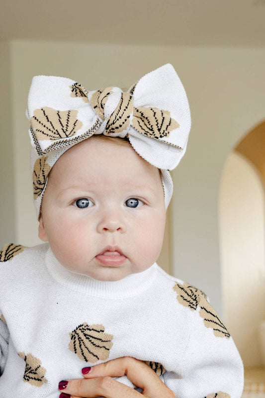 knitted seashell bow - one size