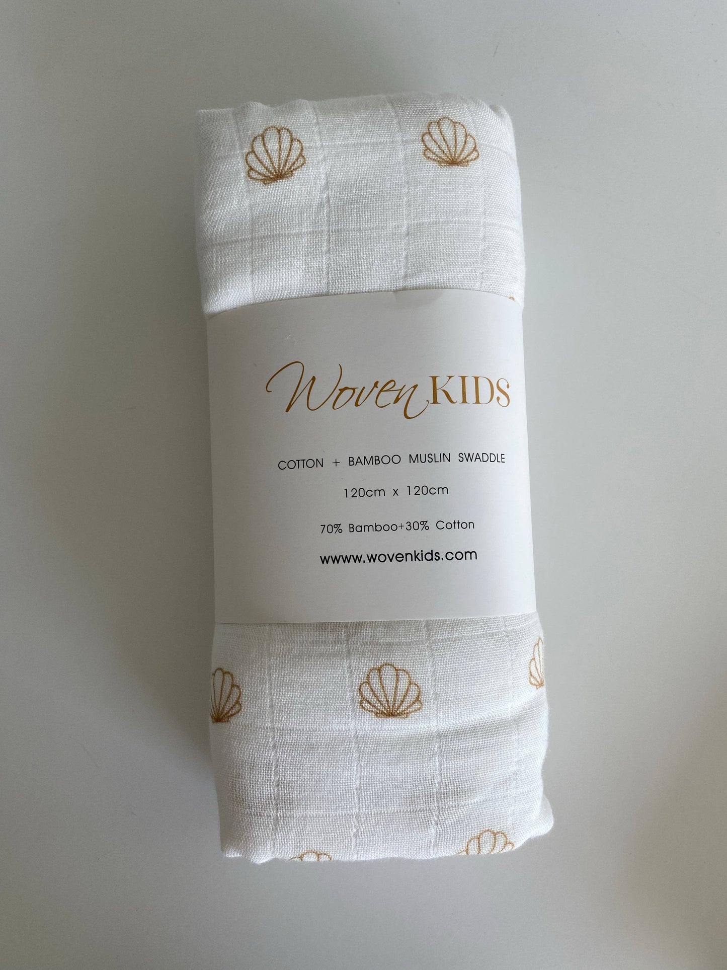 nude shell cotton & bamboo swaddle