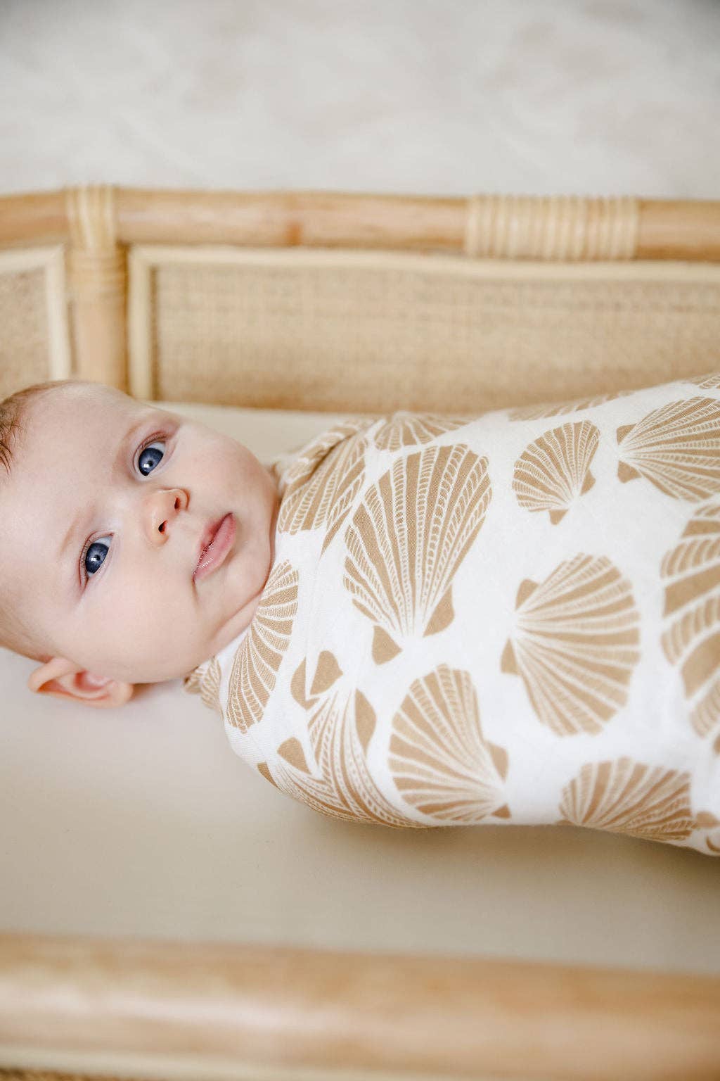 coastal shell cotton & bamboo swaddle