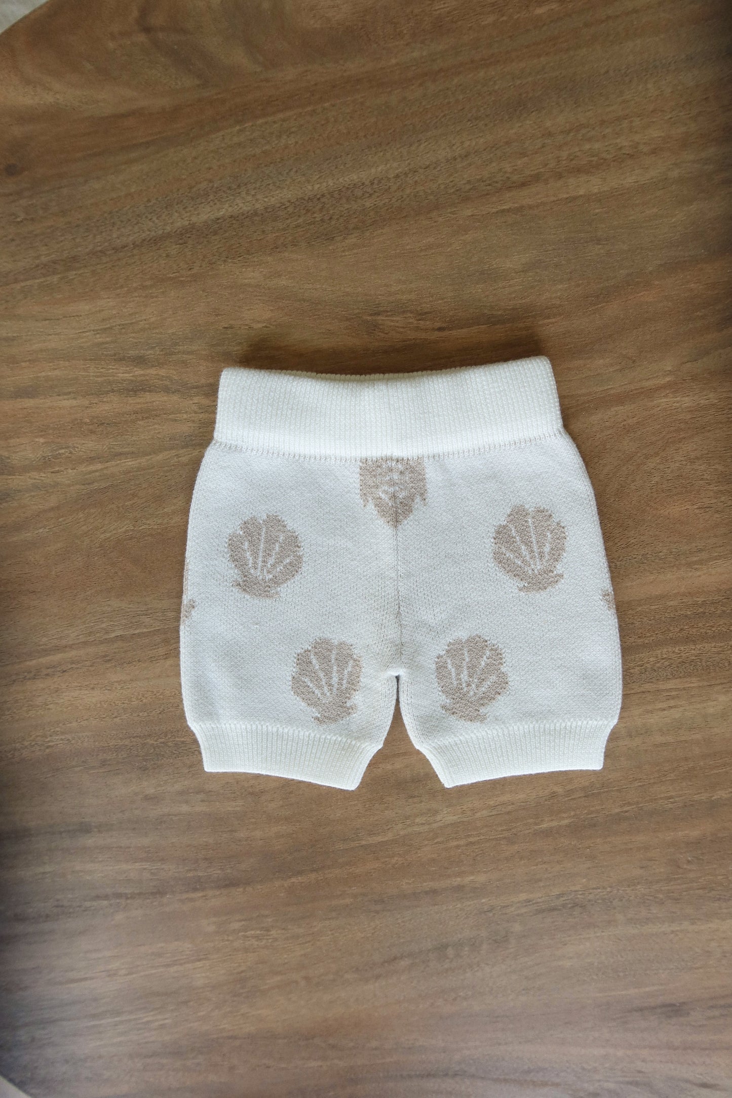 shell knit shorts
