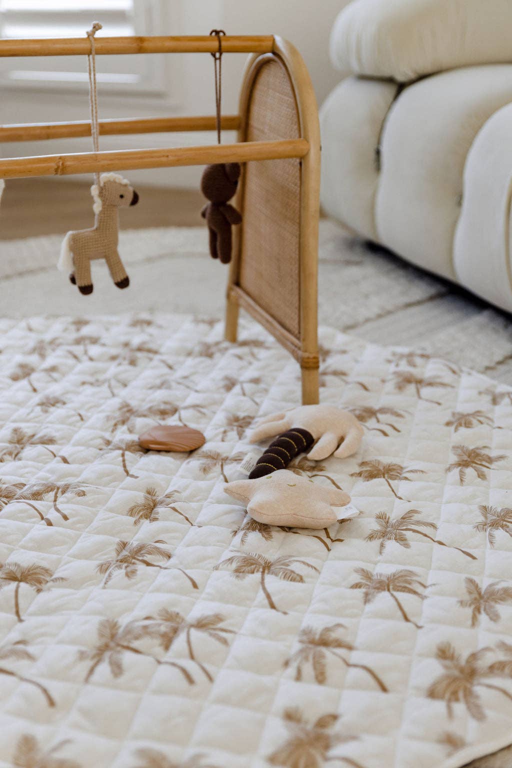 palm tree quilted linen play mat