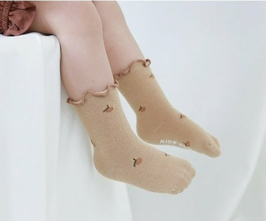 frilled socks