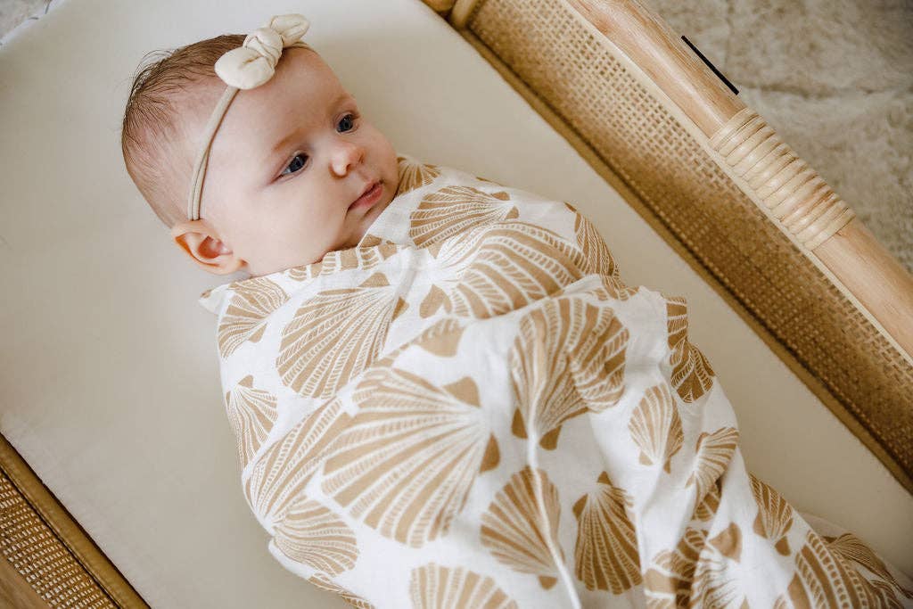 coastal shell cotton & bamboo swaddle